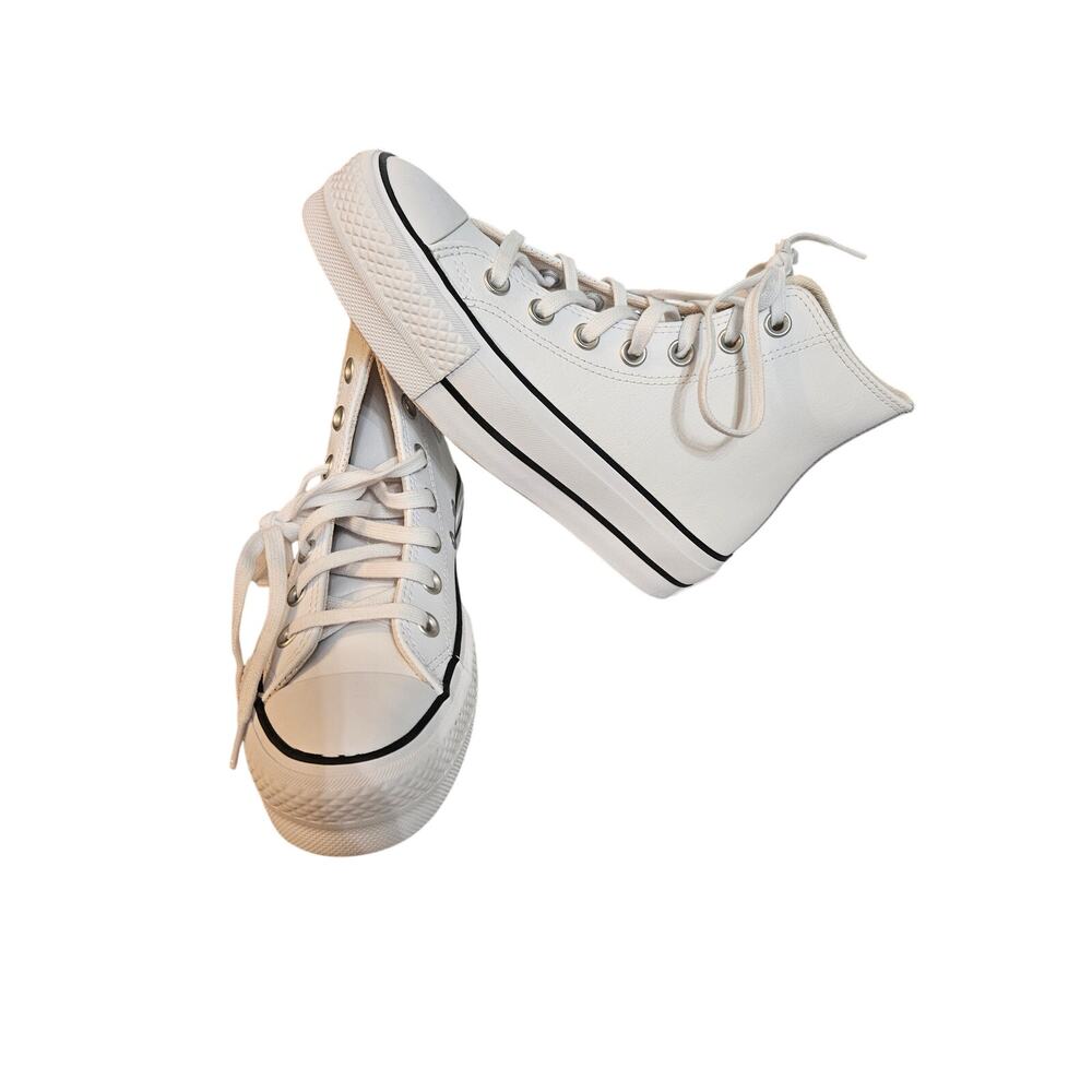 Converse Chuck Taylor All Star High Top Platform Leather Sneaker Size 5 Womens